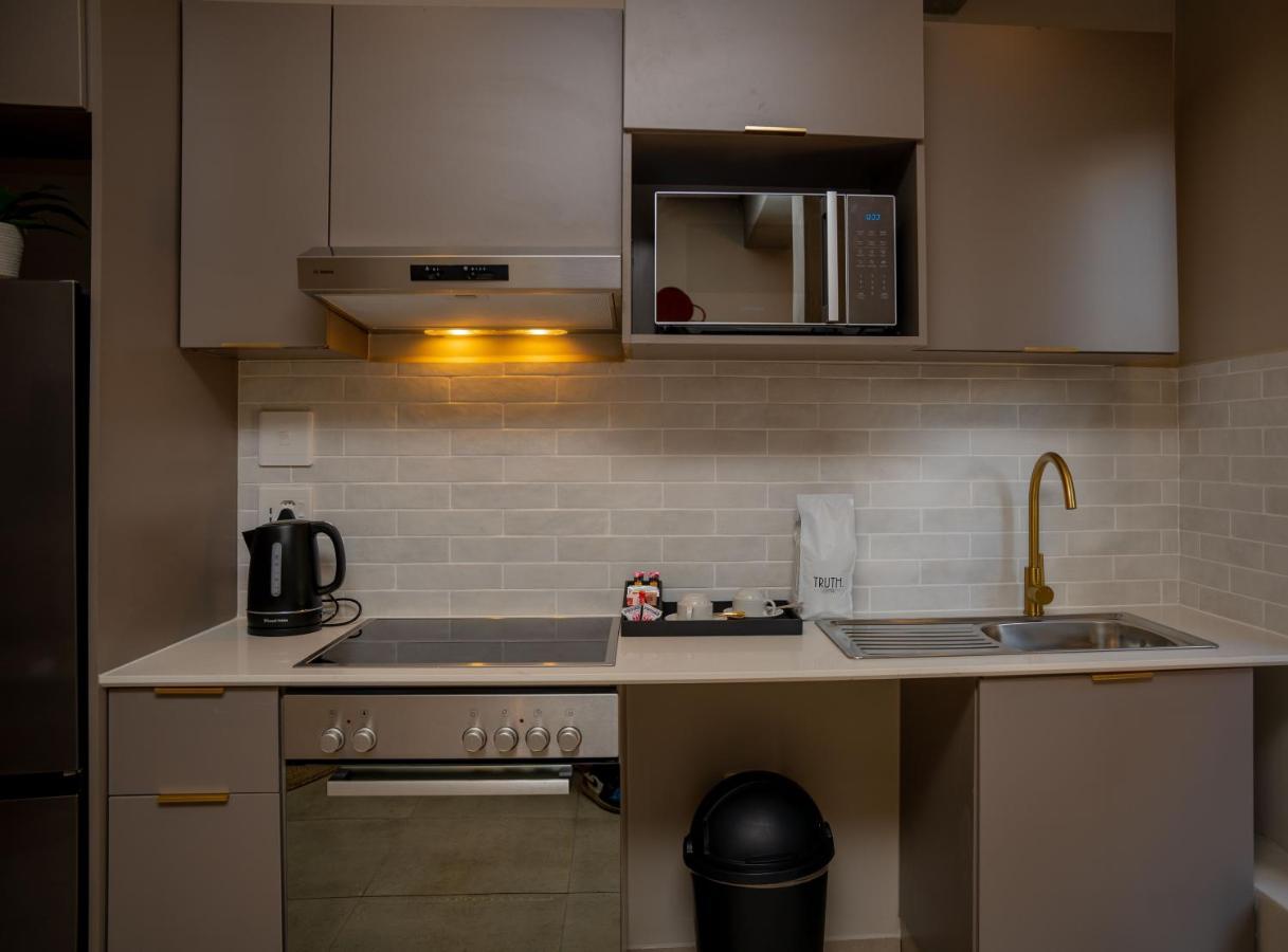 Blackbrick Sandton Two Йоханнесбург Экстерьер фото